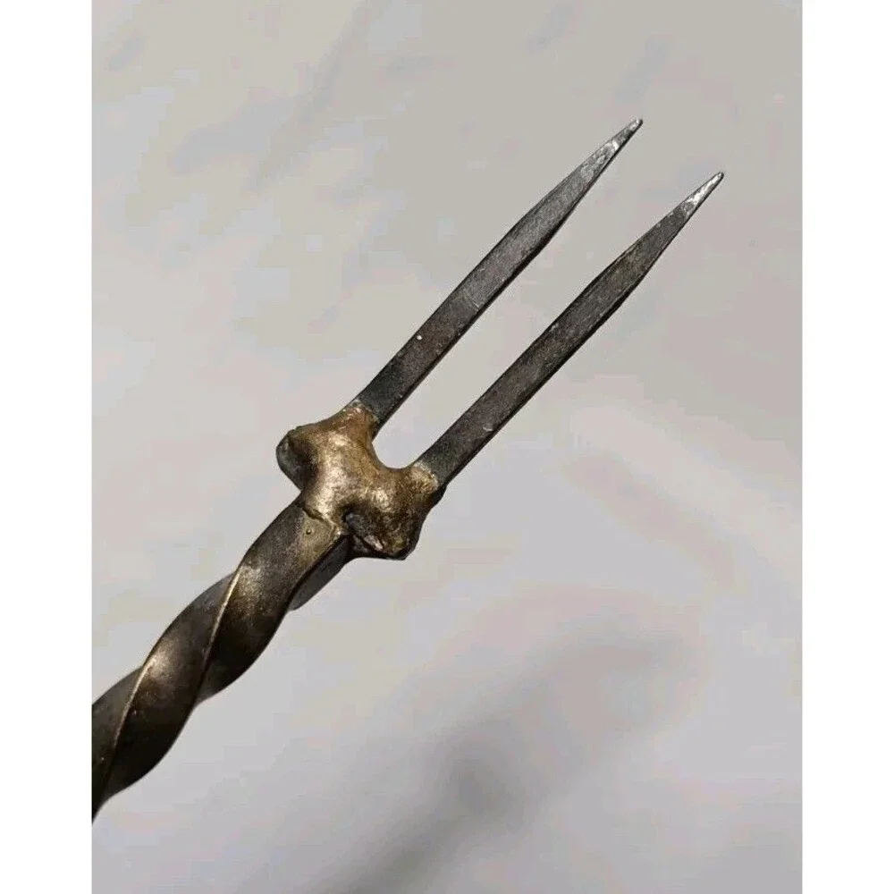Forged 2 Prong Brass Fork Twisted Handle Iron Nail Prongs